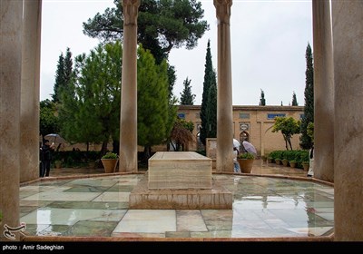 آرامگاه حافظ