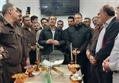 مدیرعامل ملی مس تحویل سال 1404 در کنار کارگران مس سرچشمه