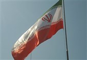 اهتزاز پرچم مقدس جمهوری اسلامی در میدان مرکزی گرگان + تصاویر