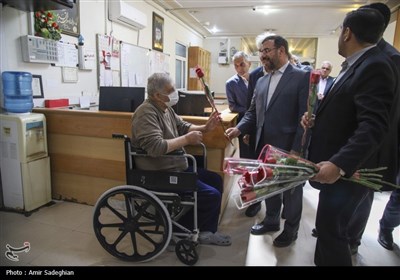 بازدید استاندار فارس از سرای سالمندان شیراز در روز طبیعت