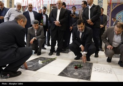 بازدید وزیر ورزش و جوانان از پروژه های ورزشی بجنورد