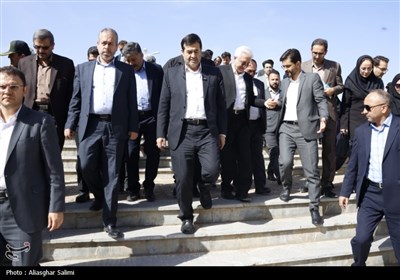 بازدید وزیر ورزش و جوانان از پروژه های ورزشی بجنورد