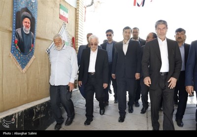 بازدید وزیر ورزش و جوانان از پروژه های ورزشی بجنورد