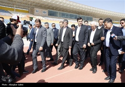 بازدید وزیر ورزش و جوانان از پروژه های ورزشی بجنورد