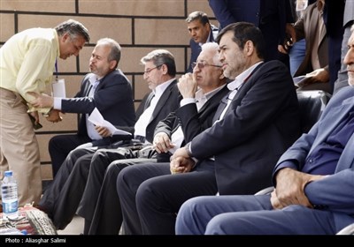 مسابقات کشتی با چوخه گود زینل خان اسفراین