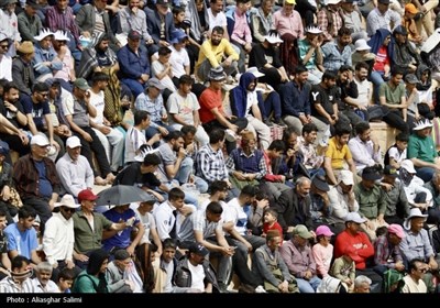 مسابقات کشتی با چوخه گود زینل خان اسفراین