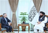متقی در دیدار با بهرامی: روابط با ایران در حال پیشرفت است