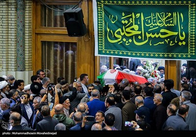 تشییع پیکر مرحوم حجت‌الاسلام‌ نیری