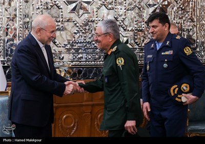 دیدار نوروزی جمعی از مسئولان نظام با رئیس مجلس شورای اسلامی