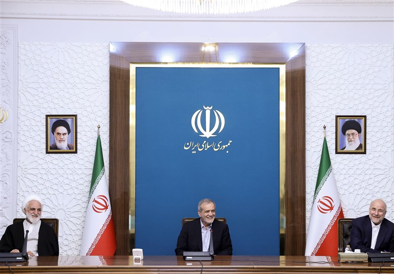 Top Iranian Authorities Arrange to Fulfill ‘Investment for Production’ Goals