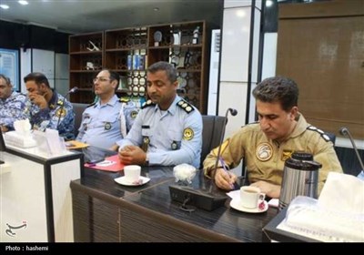 تشکیل جلسه هماهنگی برگزاری مراسم روز ارتش در بوشهر