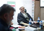 حجتالاسلام حسنخانی: هر هواداری باید روی صندلی خودش بنشیند