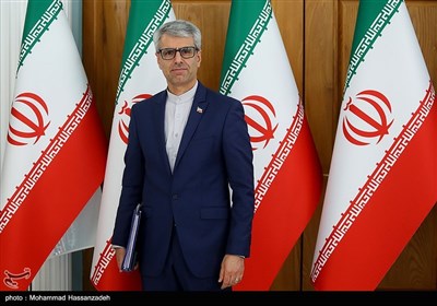 اولین نشست خبری اسماعیل بقائی سخنگوی وزارت امور خارجه جمهوری اسلامی ایران در سال 1404 