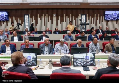 نشست معاون اول رئیس جمهور با فعالان اقتصادی و سرمایه گذاران - مشهد