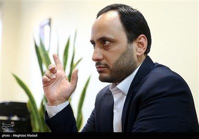 حقوق،متجاوز،حقوقي،مسئوليت،حمايت،سياسي،صرفاً،تجاوز،همراهي،اخلا ...