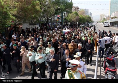مراسم تشییع پیکر جانباز شهید حبیب ضیایی‌پور