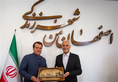 امضای تفاهمنامه خواهرخواندگی بین اصفهان و کازان روسیه