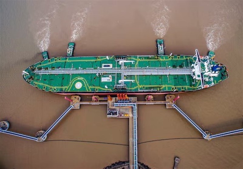 China&apos;s March Imports of Iranian Oil Surge on US Sanctions Fears