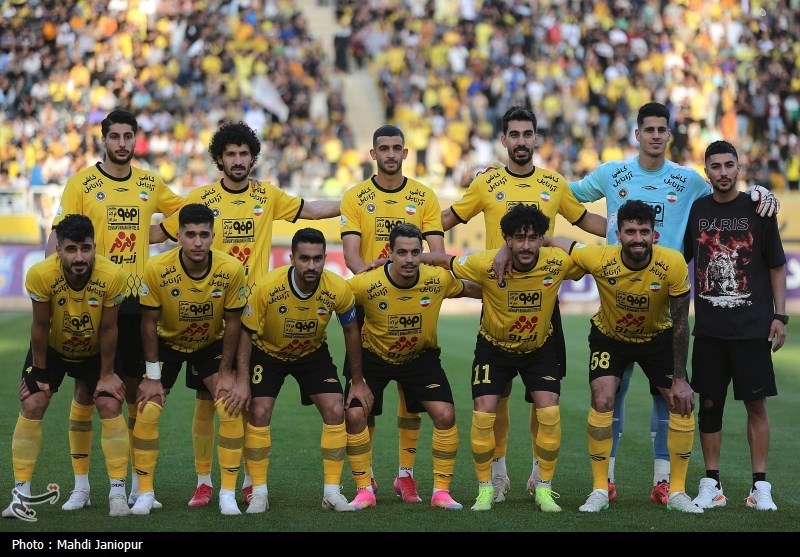 بازیکنان سپاهان بی‌اطلاع از نتیجه رقبا