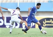 بازیکنان استقلال خوزستان اعتصاب کردند