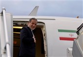 Арагчи и иранская дипломатическая делегация отправились в Оман