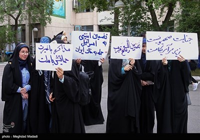 تجمع دانشجویی در دانشگاه امیرکبیر