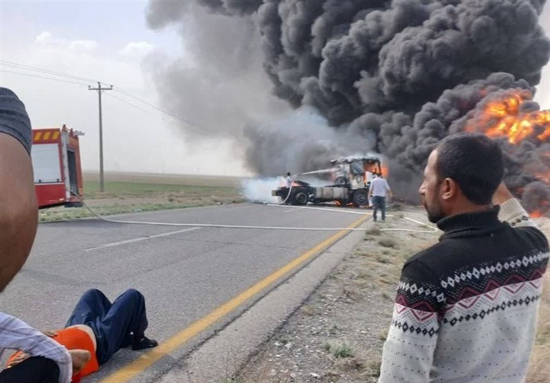 انفجار تریلی حامل سوخت در جاده مشهد ـ تربت جام + فیلم