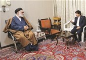 اعظم سرمایه فولاد مبارکه به توسعه خود این صنعت اختصاص یابد