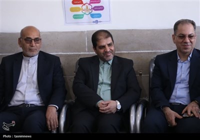 حضور معاون استاندار یزد در جمع دانش آموزان دوره اول ابتدایی
