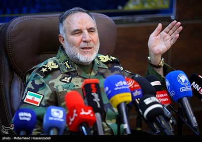 نشست خبری فرمانده نیروی زمینی ارتش