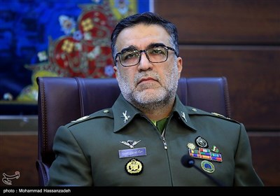نشست خبری فرمانده نیروی زمینی ارتش