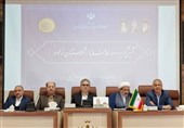 دیوار بیاعتمادی بلندی میان ایران و آمریکا وجود دارد