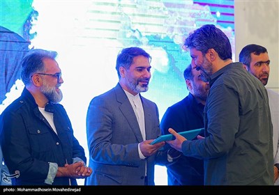 بزرگداشت هفته بسیج هنرمندان