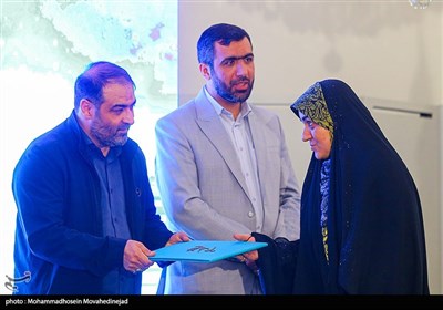 بزرگداشت هفته بسیج هنرمندان