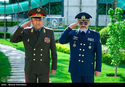 دیدار وزرای دفاع ایران و تاجیکستان