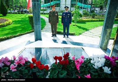 دیدار وزرای دفاع ایران و تاجیکستان