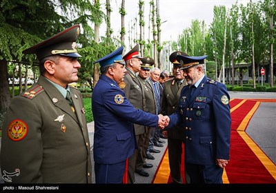 دیدار وزرای دفاع ایران و تاجیکستان