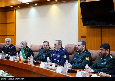 دیدار وزرای دفاع ایران و تاجیکستان