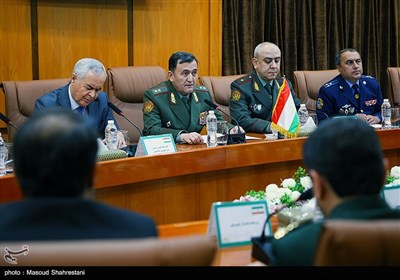 دیدار وزرای دفاع ایران و تاجیکستان