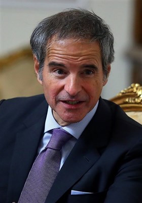 المدير العام للوكالة الدولية للطاقة الذرية يلتقي وزير الخارجية الإيراني