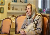 درخواست «ژاله آموزگار» از مسئولان کشور
