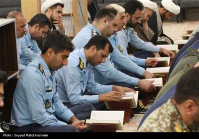 تجدید میثاق فرماندهان نیروهای مسلح استان بوشهر با شهدا