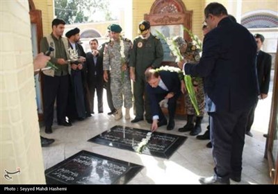 تجدید میثاق فرماندهان نیروهای مسلح استان بوشهر با شهدا