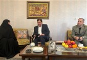 مخبر: شهدای ارتش نماد ایثار و وفاداری به آرمانهای انقلابند