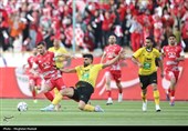 دیدار تیم های فوتبال پرسپولیس و سپاهان