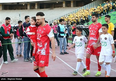 دیدار تیم های فوتبال پرسپولیس و سپاهان