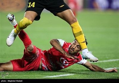 دیدار تیم های فوتبال پرسپولیس و سپاهان