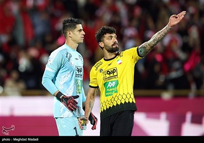 دیدار تیم های فوتبال پرسپولیس و سپاهان