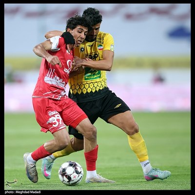 دیدار تیم های فوتبال پرسپولیس و سپاهان