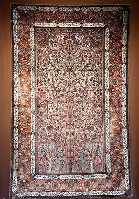موزه فرش ایران
